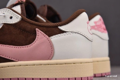 Hyperoad x Travis Scott 1 Low OG Air Jordan 1109